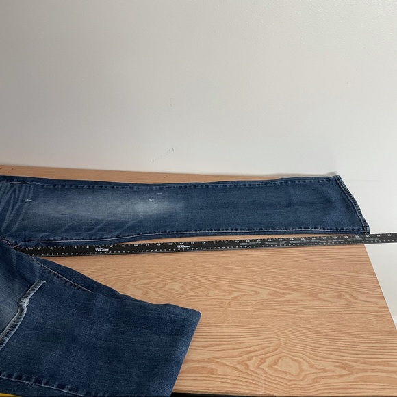 American Eagle lightly distressed Bootcut jeans - Picture 13 of 16